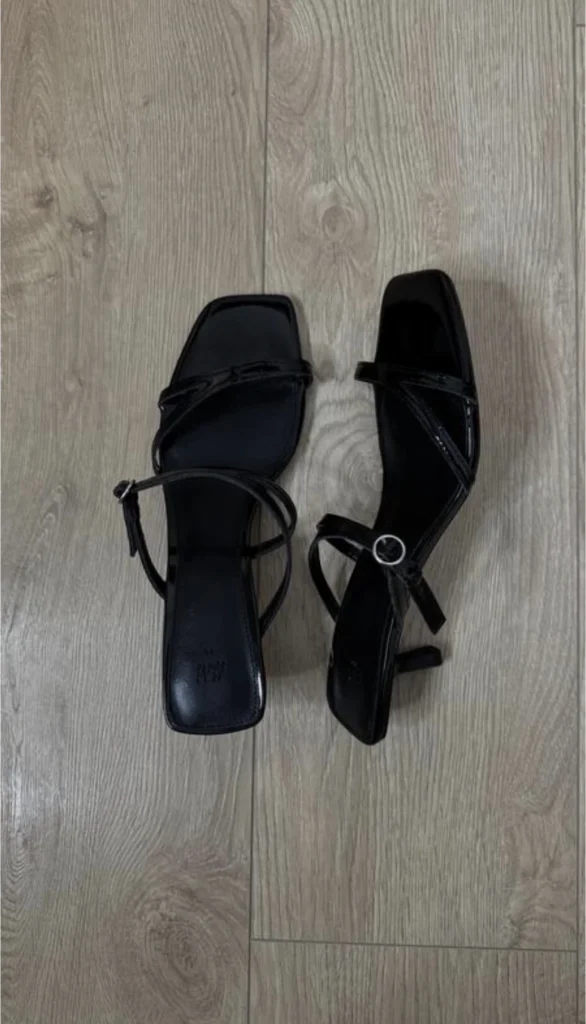 Босоніжки з квадратним відкритим носком H&M